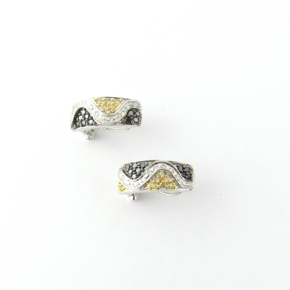 Vintage 14 Karat White Gold Black and White Diamond Earrings #4830 - Picture 5 of 9